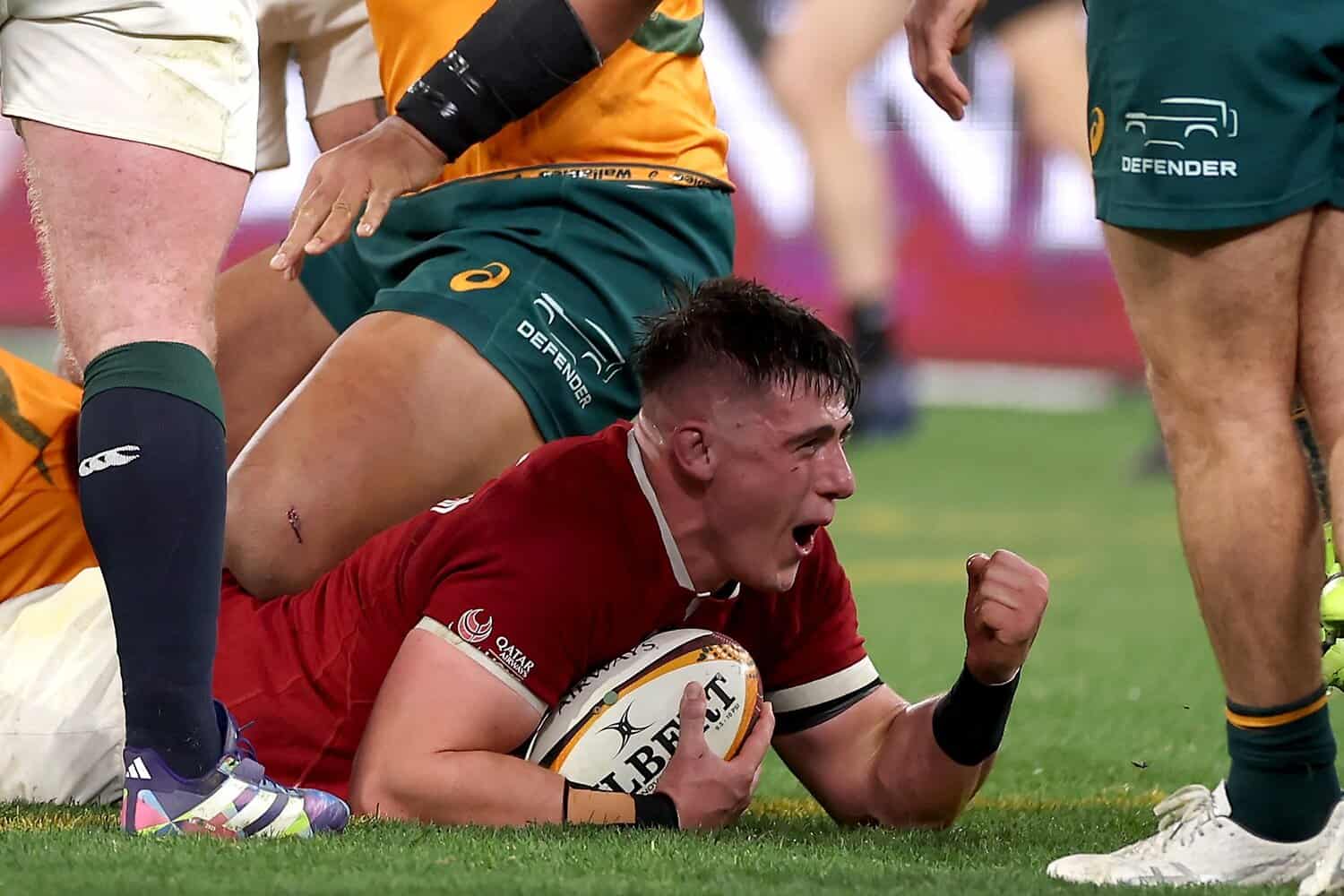 Lions triumph in dramatic comeback against Wallabies to clinch series