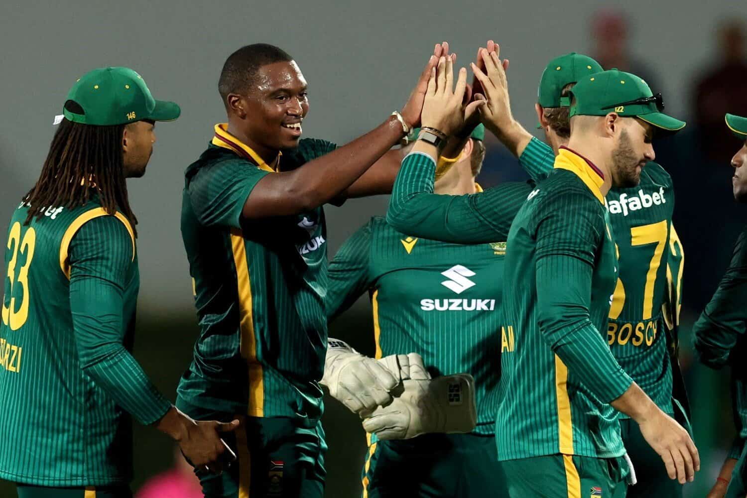 Australia strike back in Mackay as Proteas claim ODI series 2-1